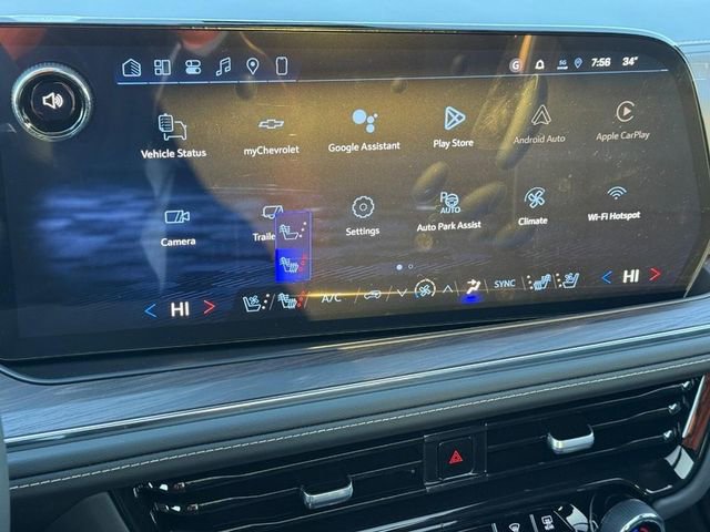 New 2026 Chevrolet Suburban Premier w/ Sun And Tow Package AWD/4WD image 14