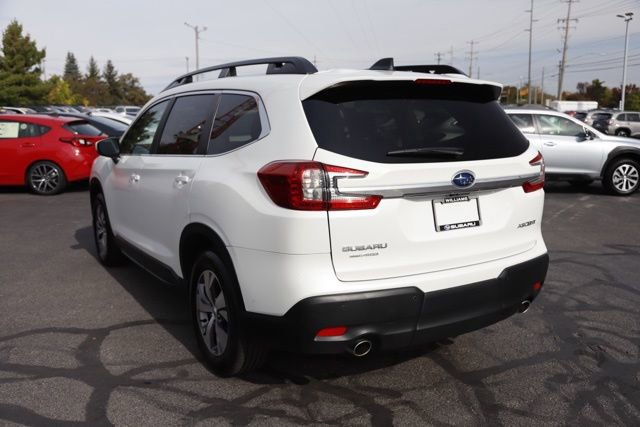 Used 2024 Subaru Ascent Premium w/ Convenience Package image 5