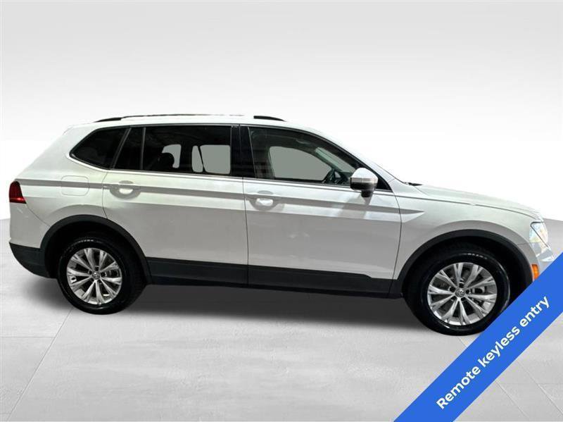Used 2018 Volkswagen Tiguan S w/ Front Fog Lights Package AWD/4WD image 4