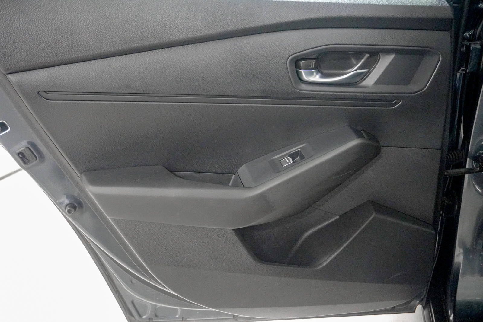 Used 2023 Honda Accord EX image 36
