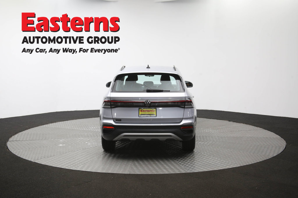 Used 2025 Volkswagen Taos S FWD image 35