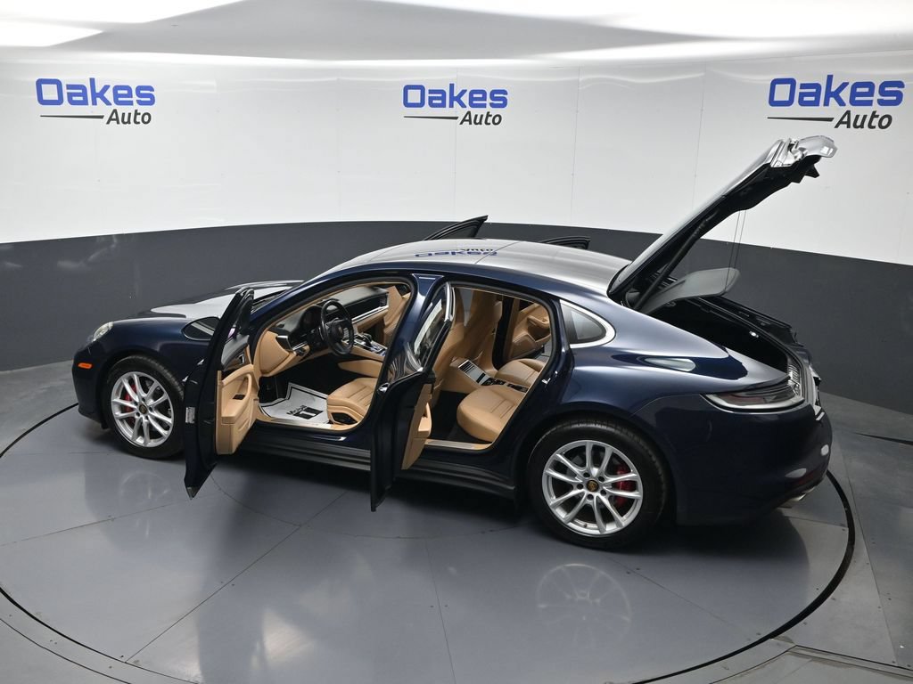 Used 2023 Porsche Panamera 4S w/ Premium Package AWD/4WD image 60