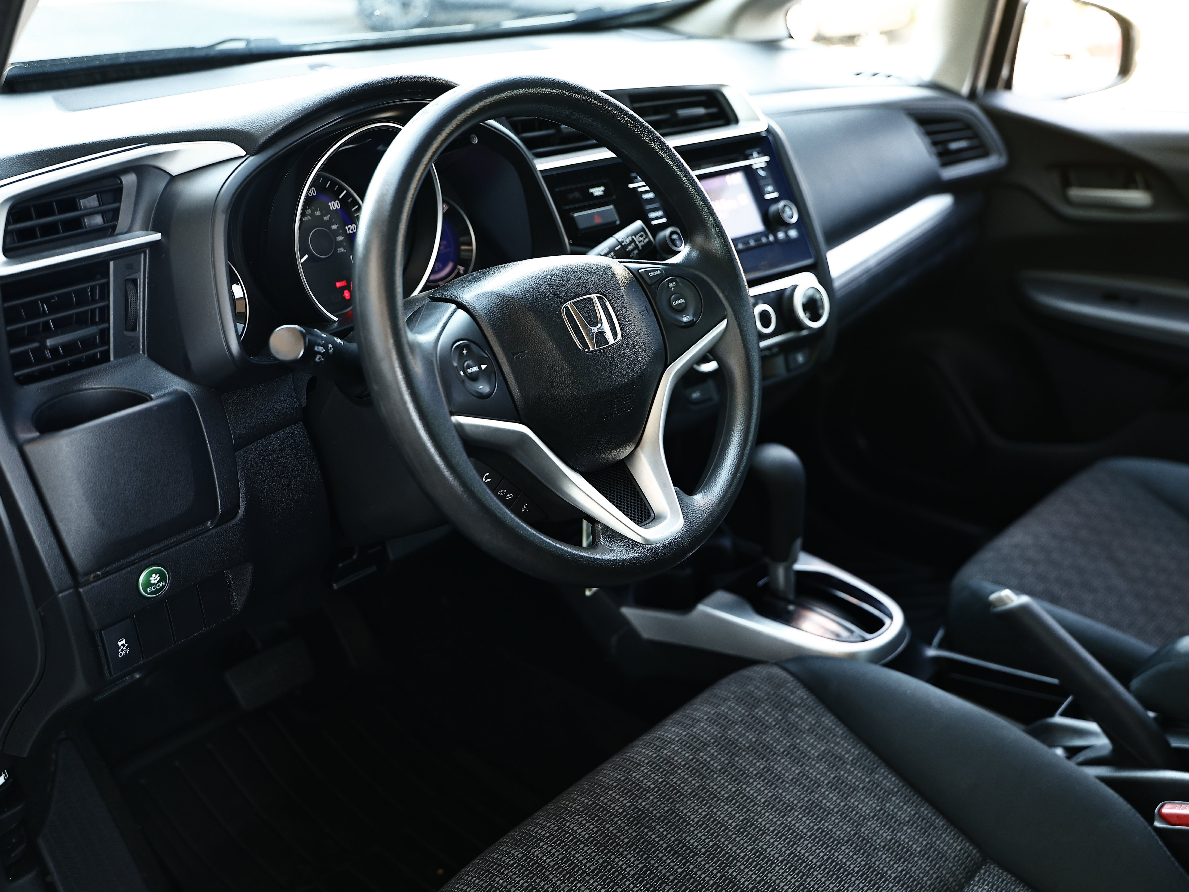 Used 2017 Honda Fit LX image 17
