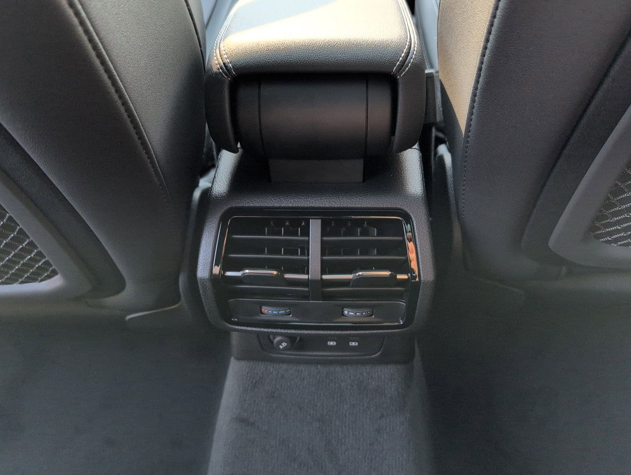 New 2025 Audi Q3 2.0T Premium image 21