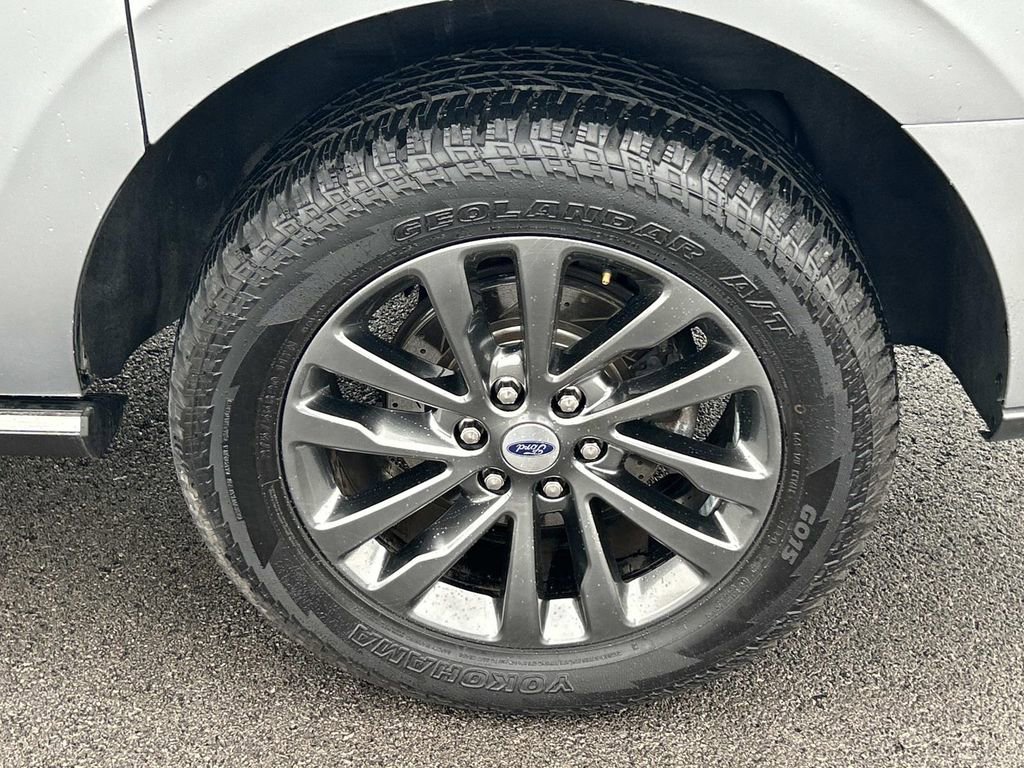 Used 2021 Ford Expedition Max Limited image 15