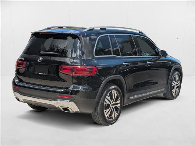Used 2025 Mercedes-Benz GLB 250 image 5
