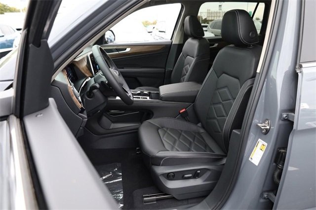 New 2026 Volkswagen Atlas SE image 10