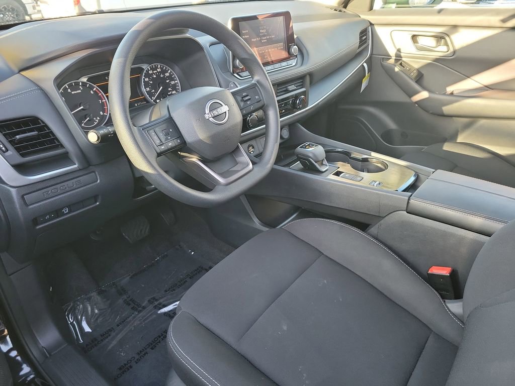 Certified 2025 Nissan Rogue S image 13
