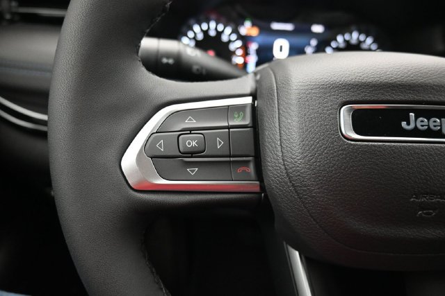 New 2027 Jeep Compass Latitude AWD/4WD image 12