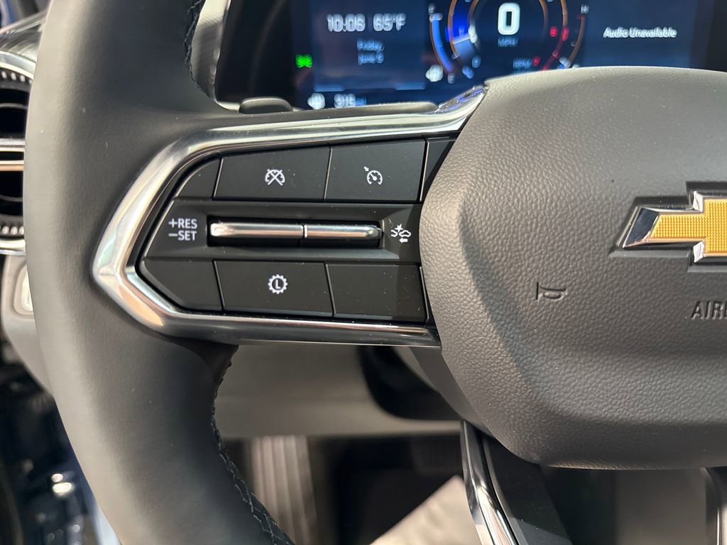 New 2026 Chevrolet Equinox LT w/ Safety and Technology Package FWD image 5
