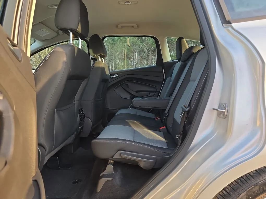 Used 2017 Ford C-MAX SE image 30