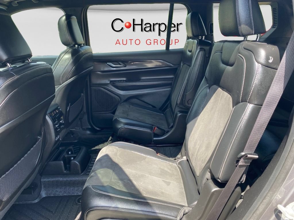 Used 2023 Jeep Grand Cherokee L Laredo AWD/4WD image 20