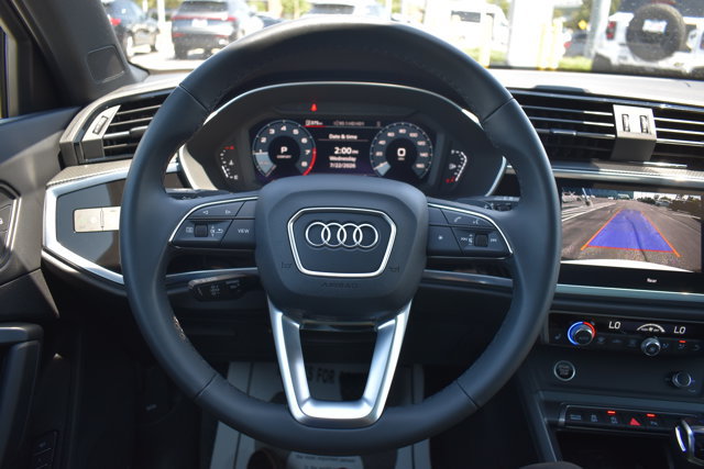 Used 2025 Audi Q3 2.0T Premium w/ Convenience Package AWD/4WD image 18