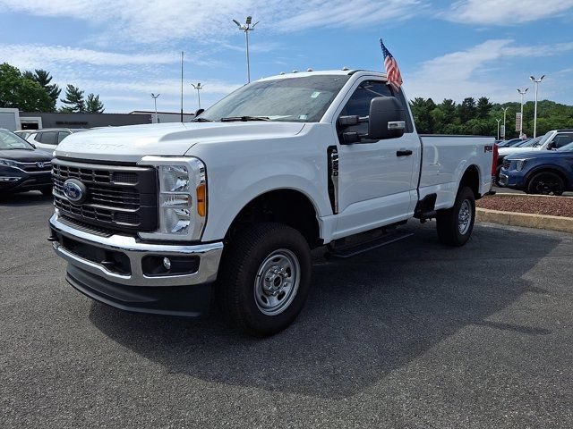 Used 2023 Ford F250 XL w/ FX4 Off-Road Package AWD/4WD image 3