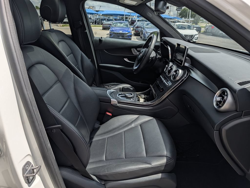 Used 2018 Mercedes-Benz GLC 300 image 33
