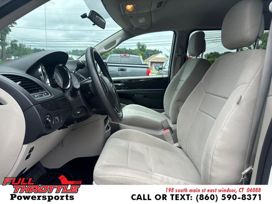 Used 2012 Dodge Grand Caravan SXT image 20