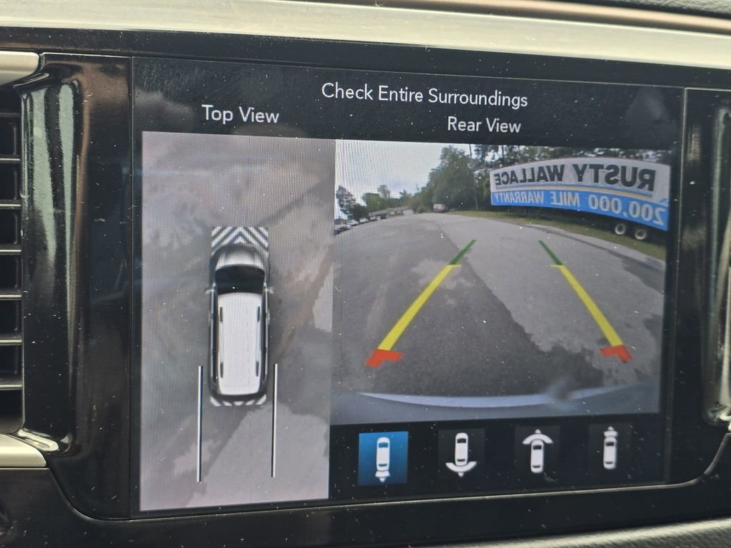 Used 2019 Chrysler Pacifica Touring-L w/ Advanced Safetytec Group FWD image 20