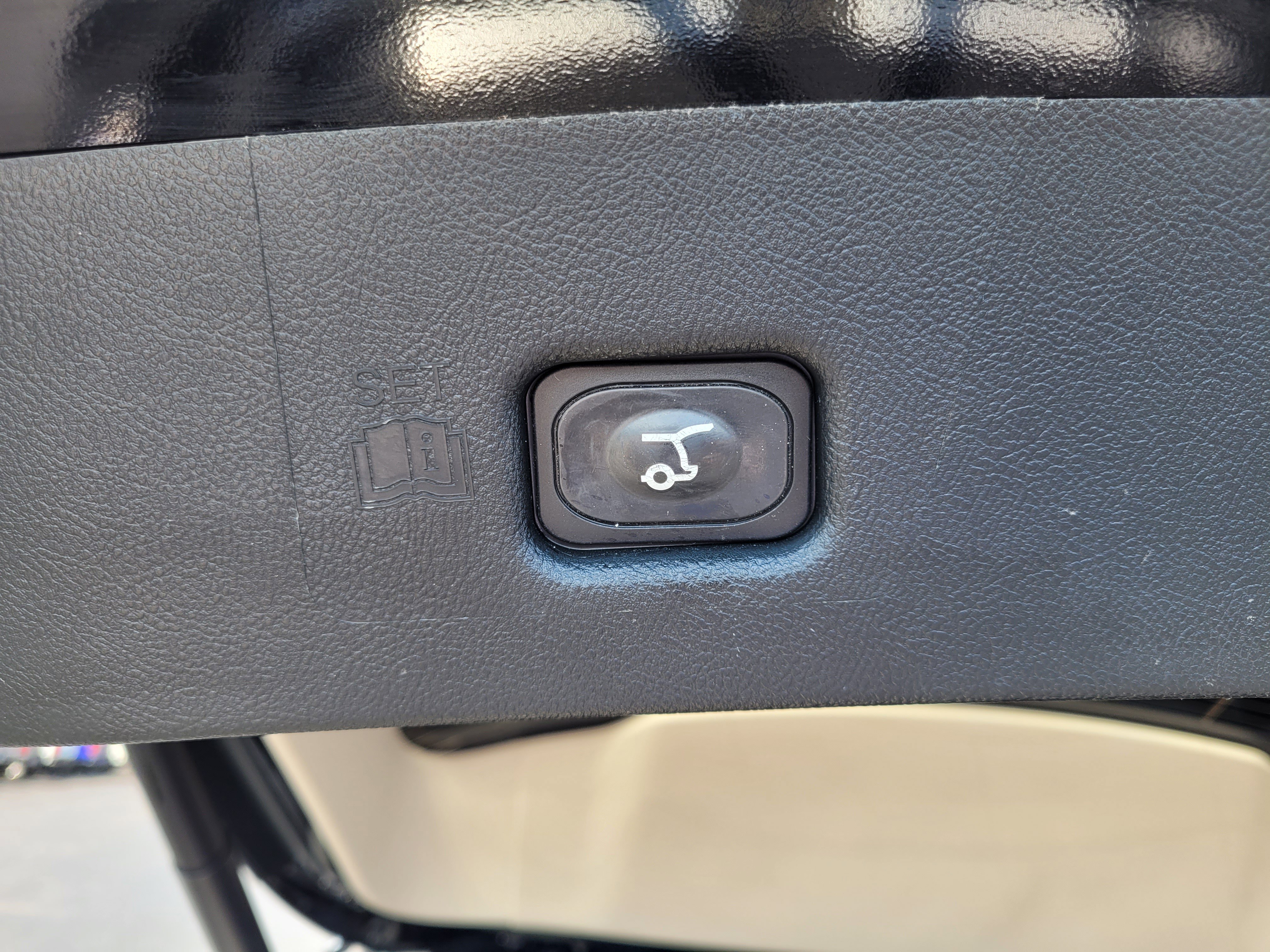 Used 2022 Lincoln Nautilus Reserve w/ Equipment Group 201A image 34