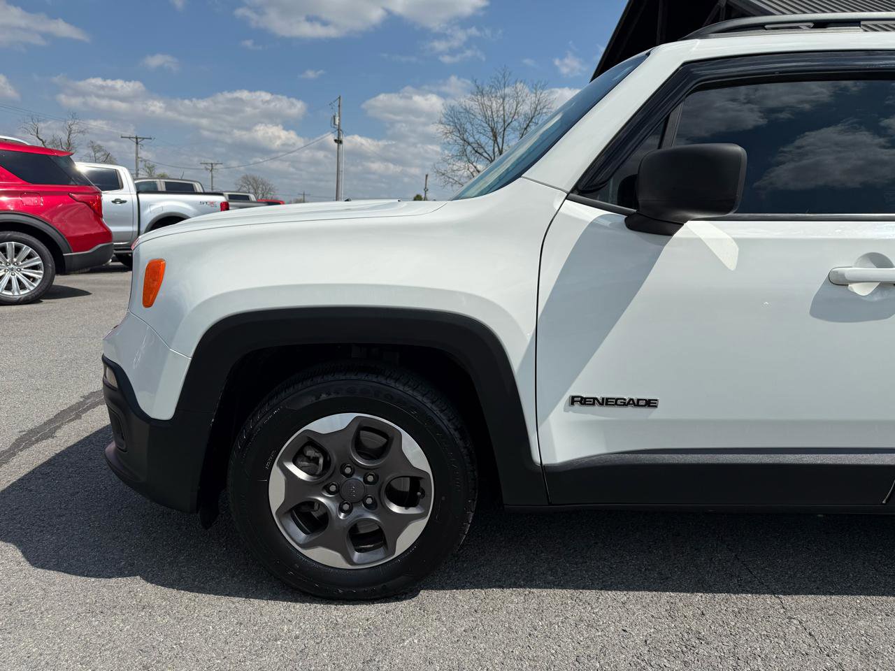 Used 2017 Jeep Renegade Sport w/ Power & Air Group image 30