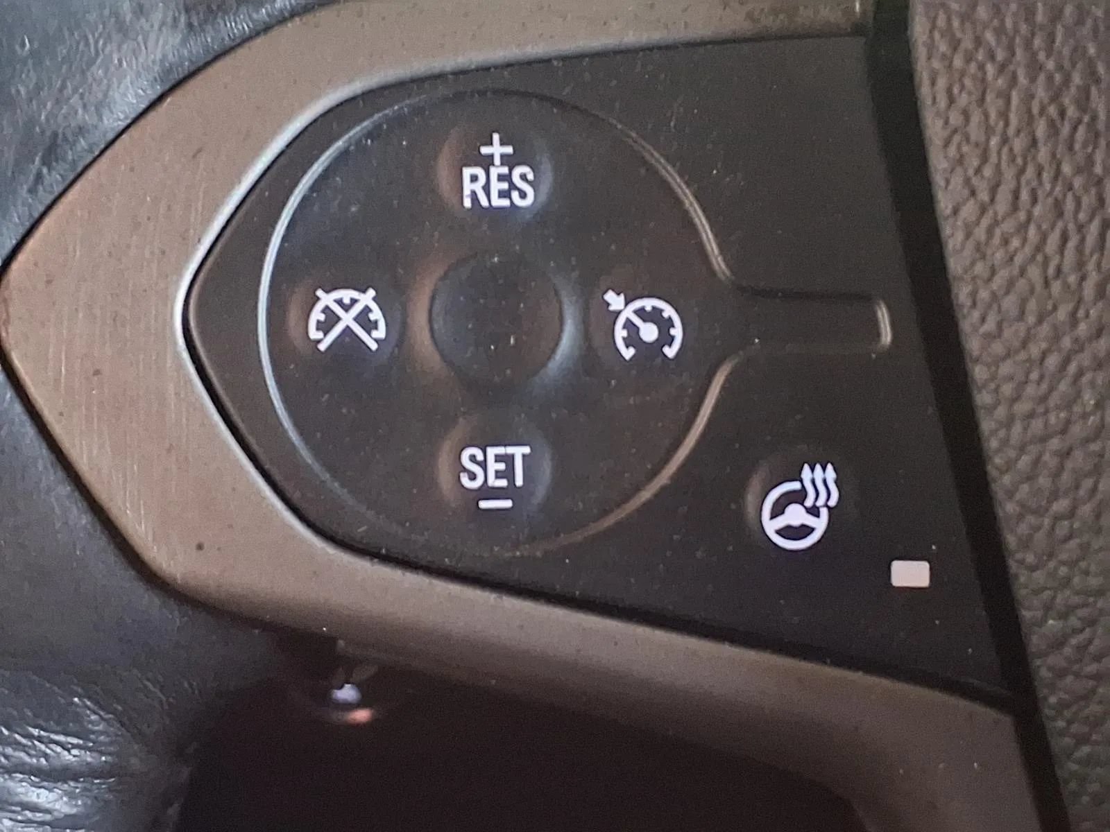 Used 2019 Chevrolet Colorado Z71 AWD/4WD image 23