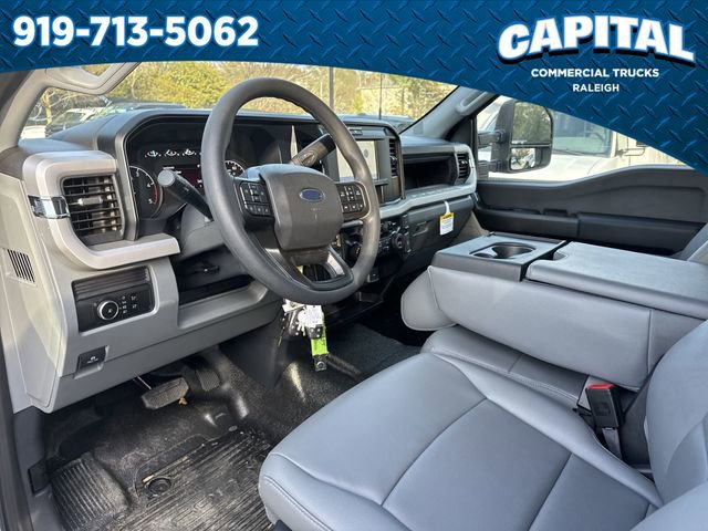 New 2026 Ford F350 XL w/ XL Chrome Package image 19