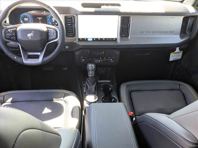 New 2026 Ford Bronco Outer Banks image 13