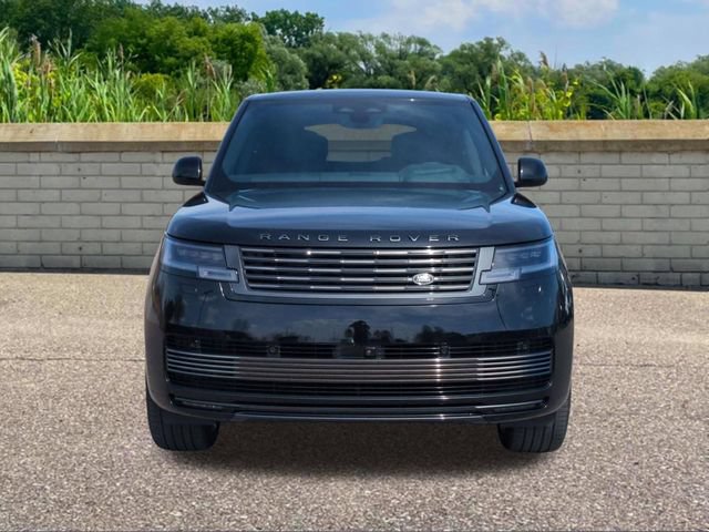 New 2026 Land Rover Range Rover SV AWD/4WD video 2