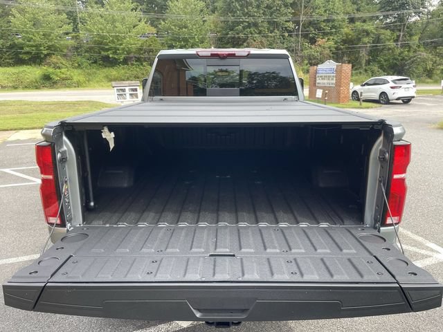 New 2026 Chevrolet Silverado 2500 ZR2 AWD/4WD image 24