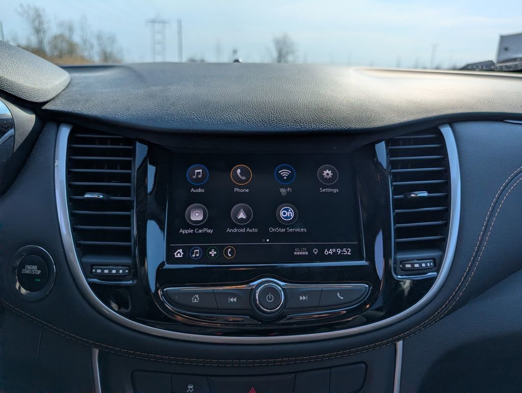 Used 2020 Chevrolet Trax LT w/ LT Convenience Package image 15