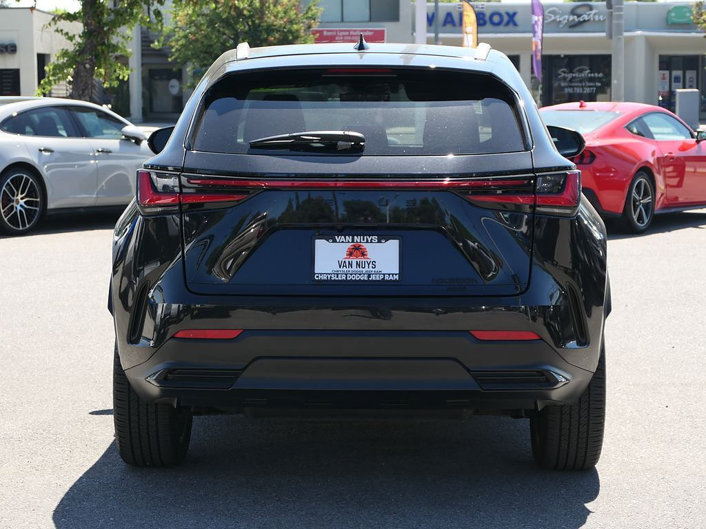 Used 2025 Lexus NX 350h AWD w/ Cold Area Package image 5