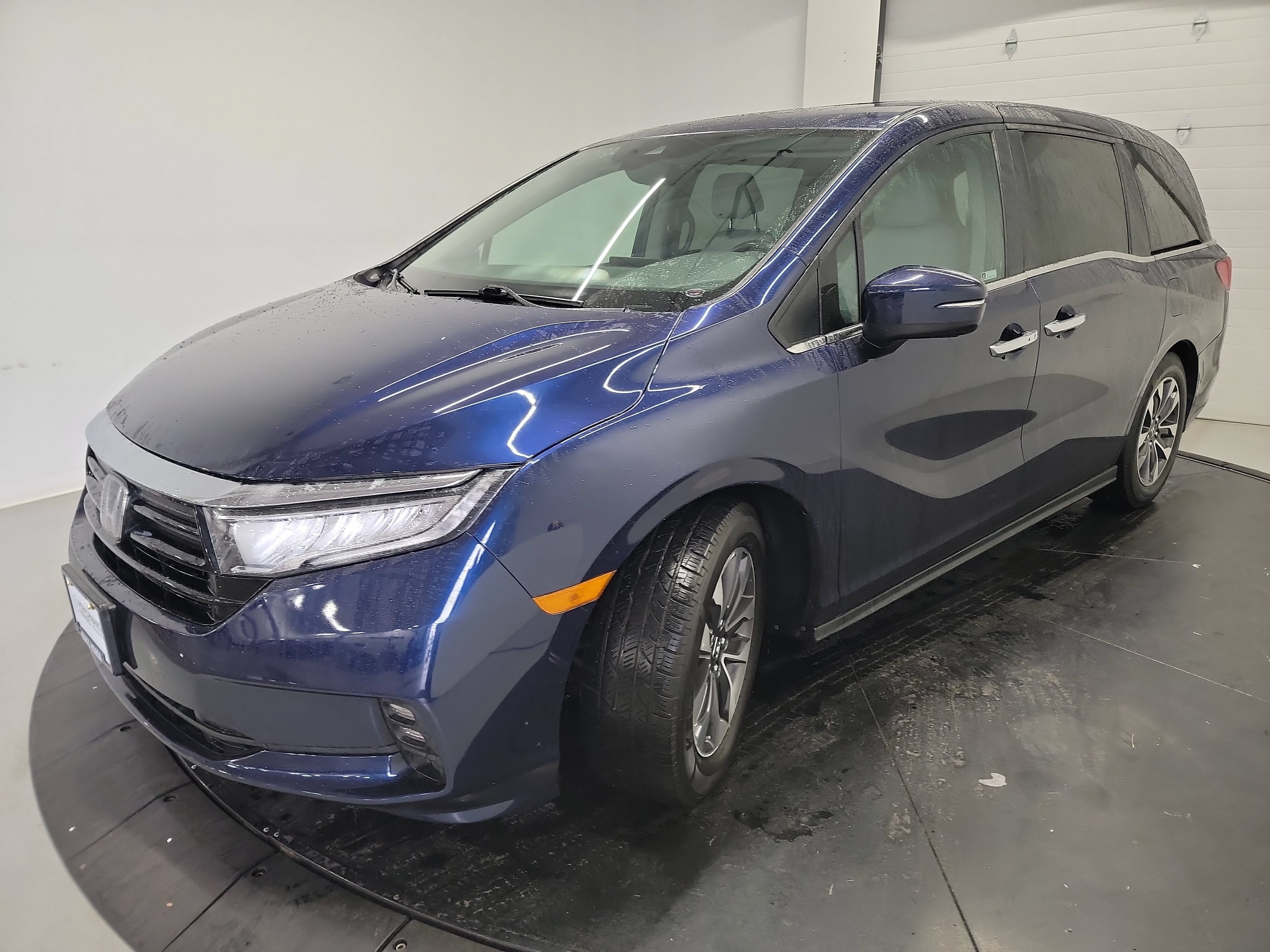 Used 2021 Honda Odyssey EX-L image 3