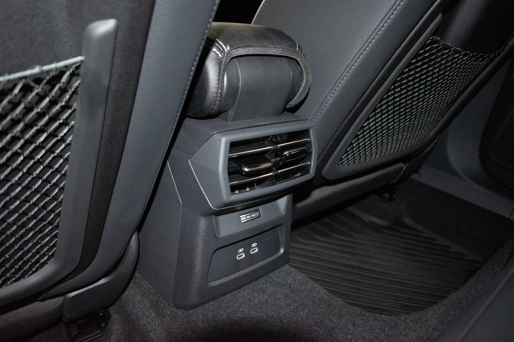 Used 2025 Audi A3 2.0T Premium Plus AWD/4WD image 24