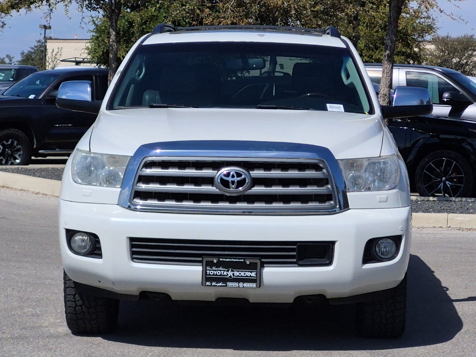 Used 2014 Toyota Sequoia Platinum AWD/4WD image 8
