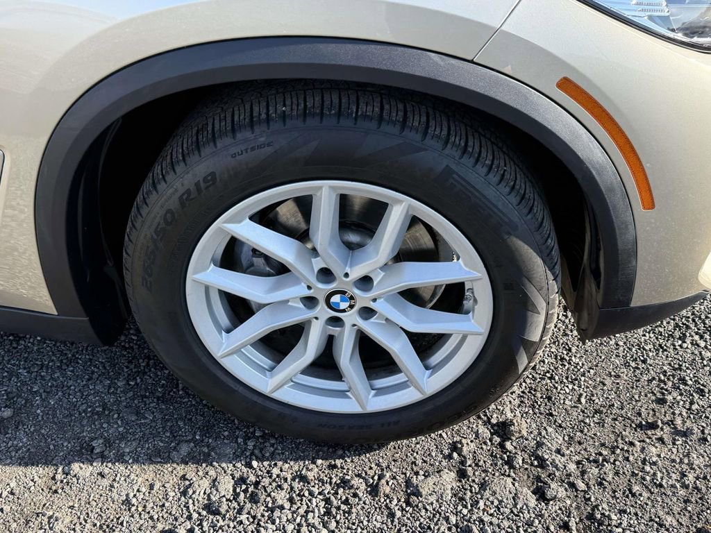 Used 2019 BMW X5 xDrive40i w/ Luxury Seating Package AWD/4WD image 7