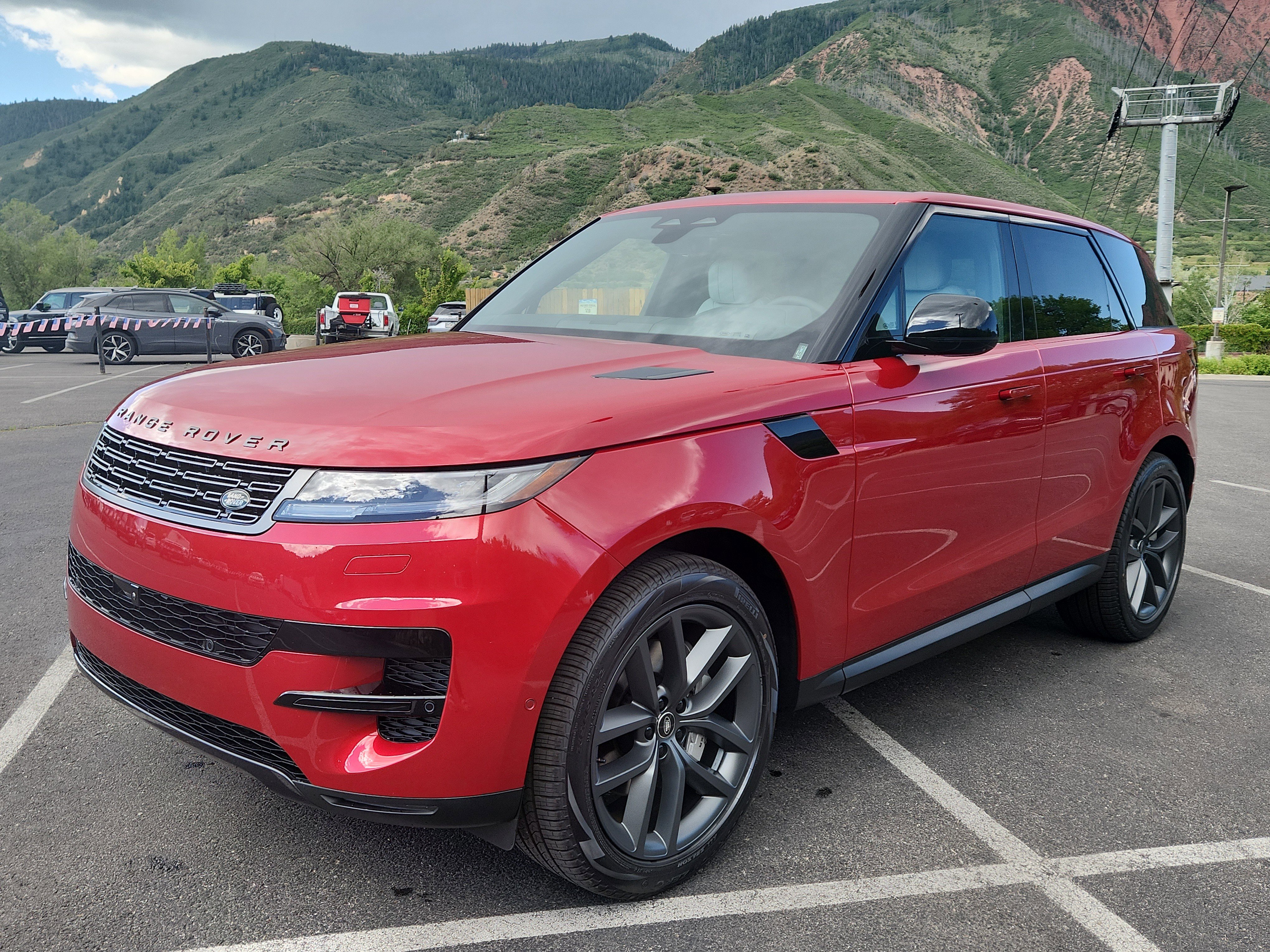 New 2025 Land Rover Range Rover Sport SE image 6