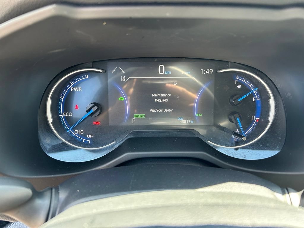 Used 2025 Toyota RAV4 XLE AWD/4WD image 16