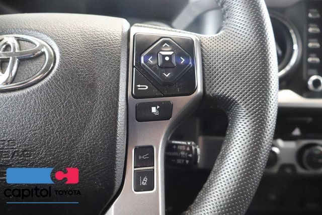 Certified 2022 Toyota Tacoma SR5 AWD/4WD image 19