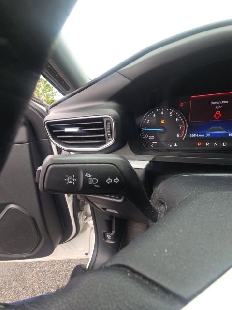 Used 2021 Ford Explorer XLT w/ Equipment Group 202A image 21