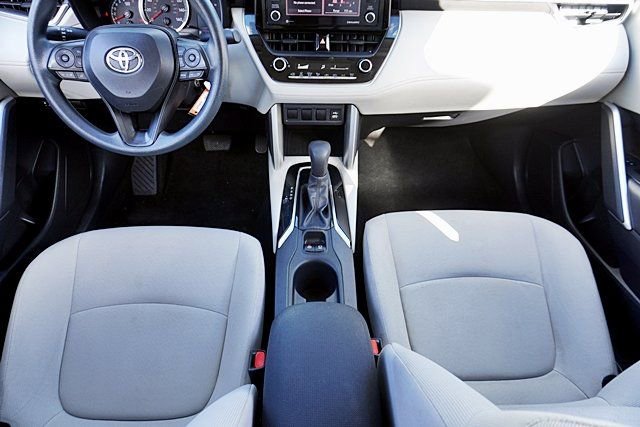 Used 2022 Toyota Corolla Cross L image 21