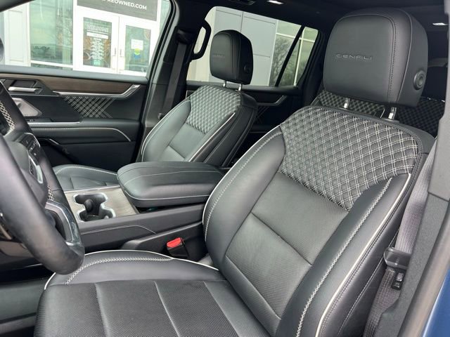 Used 2024 GMC Acadia Denali w/ Super Cruise Package image 11