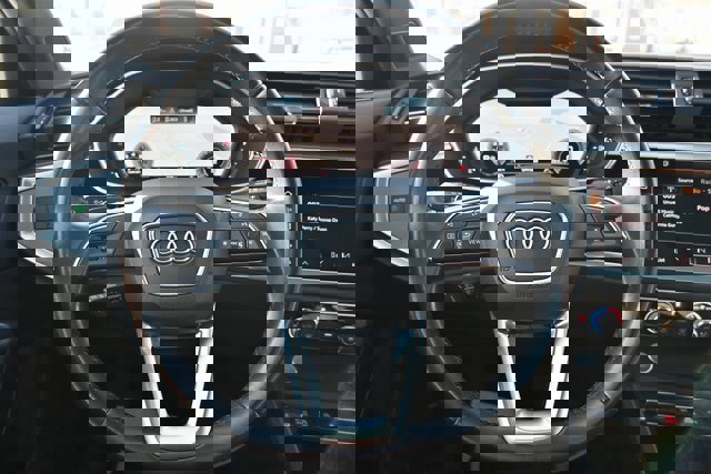 Used 2020 Audi Q3 2.0T Prestige image 47