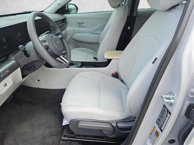 Used 2026 Hyundai Kona SE FWD image 14