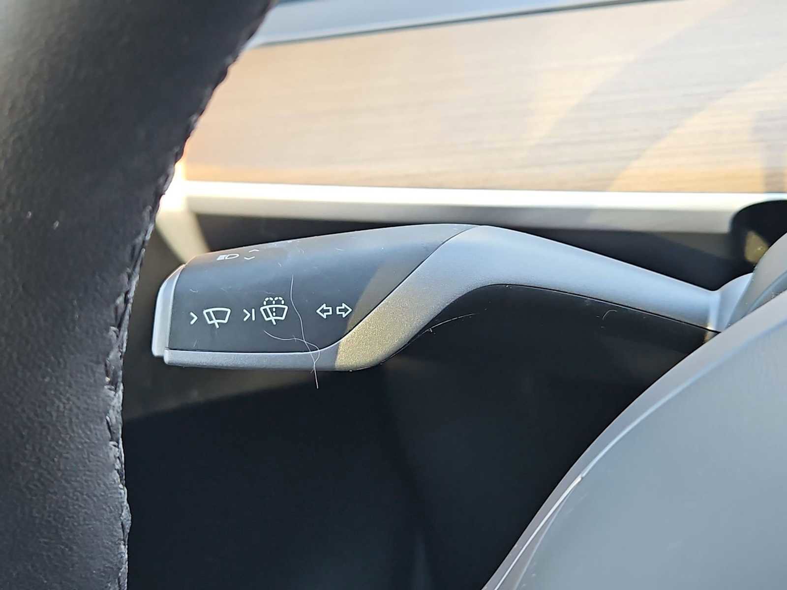 Used 2024 Tesla Model Y Long Range image 26