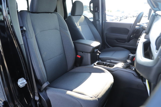 New 2025 Jeep Gladiator Sport image 28