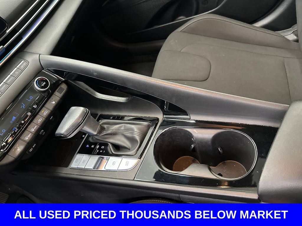Used 2024 Hyundai Elantra SEL w/ Convenience Package FWD image 29