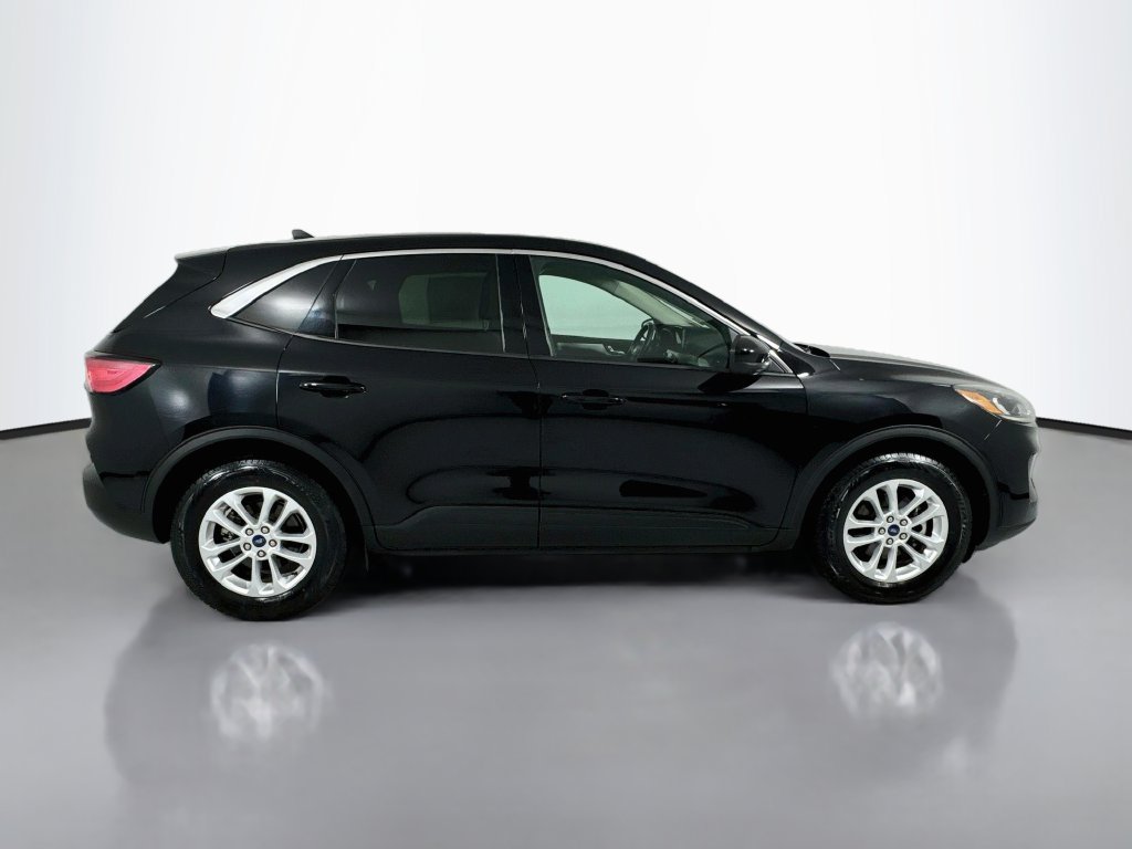 Used 2020 Ford Escape SE FWD image 9