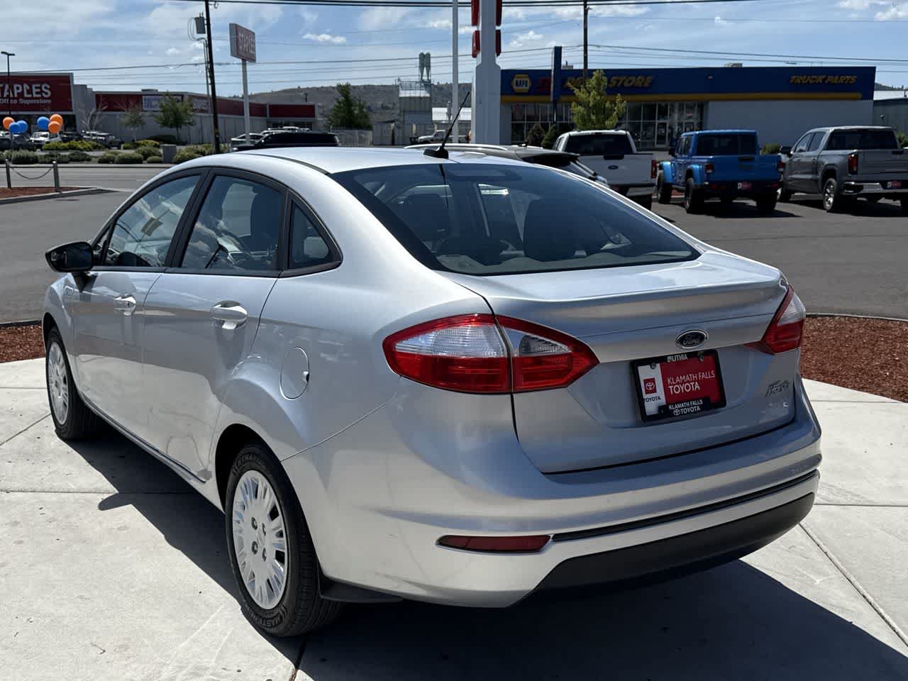 Used 2019 Ford Fiesta S FWD image 5