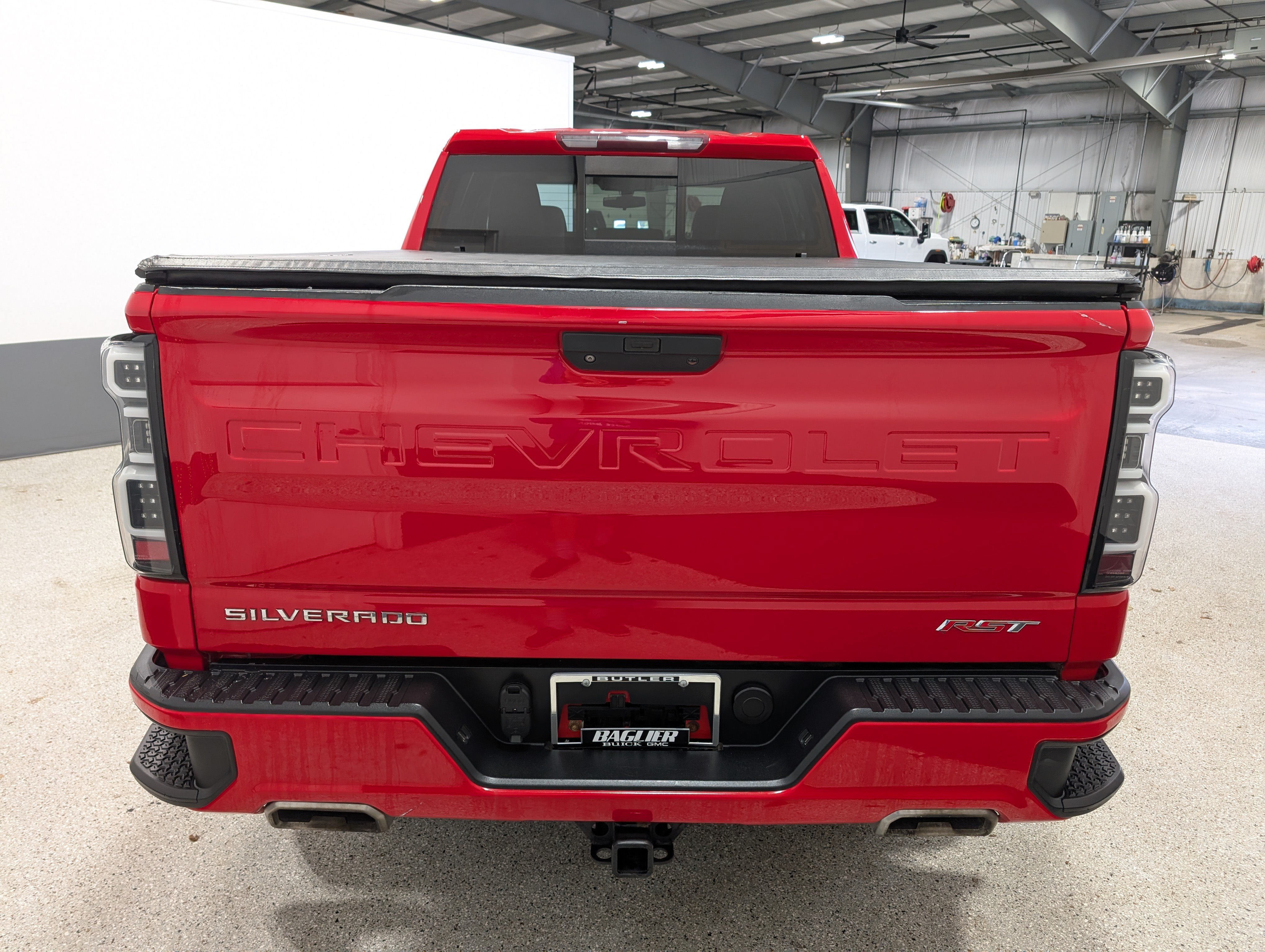 Used 2019 Chevrolet Silverado 1500 RST w/ True North Edition AWD/4WD image 4