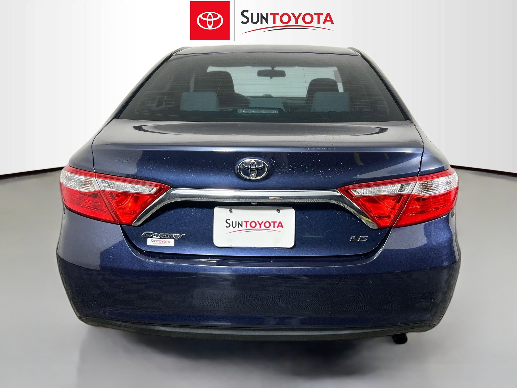 Used 2015 Toyota Camry LE image 5