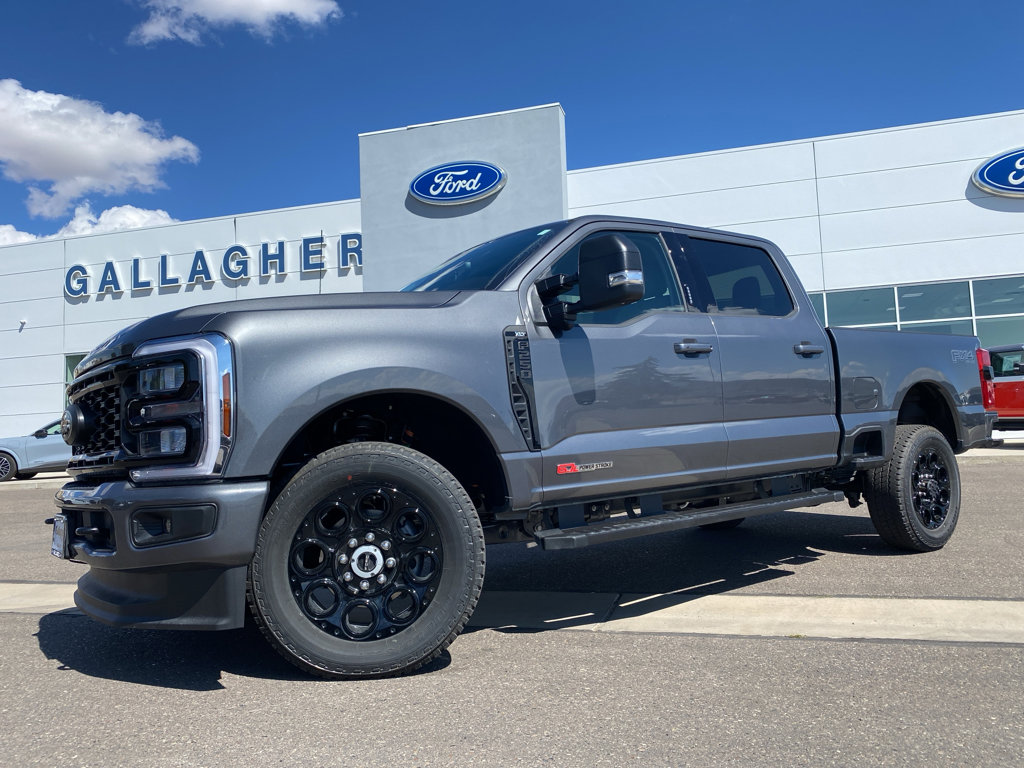 New 2026 Ford F250 4x4 Crew Cab Super Duty